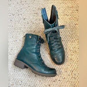 Cobb Hill by New Balance Teal Lace Up Boots